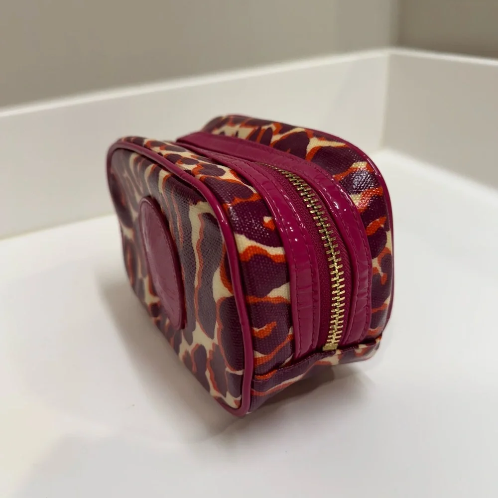 Tory Burch Animal Print Floral Cosmetic‎ Case Fuscia Orange Tory Logo Gold Zip
